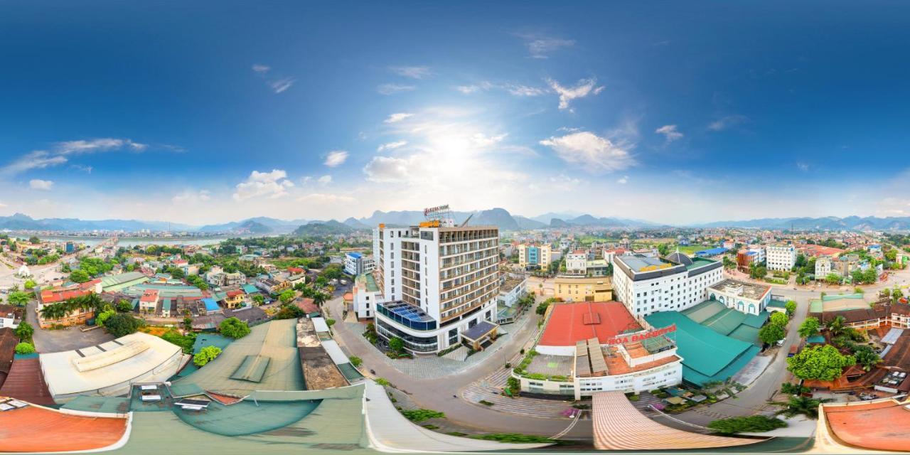 Hoa Dao Hotel Hòa Bình Dış mekan fotoğraf